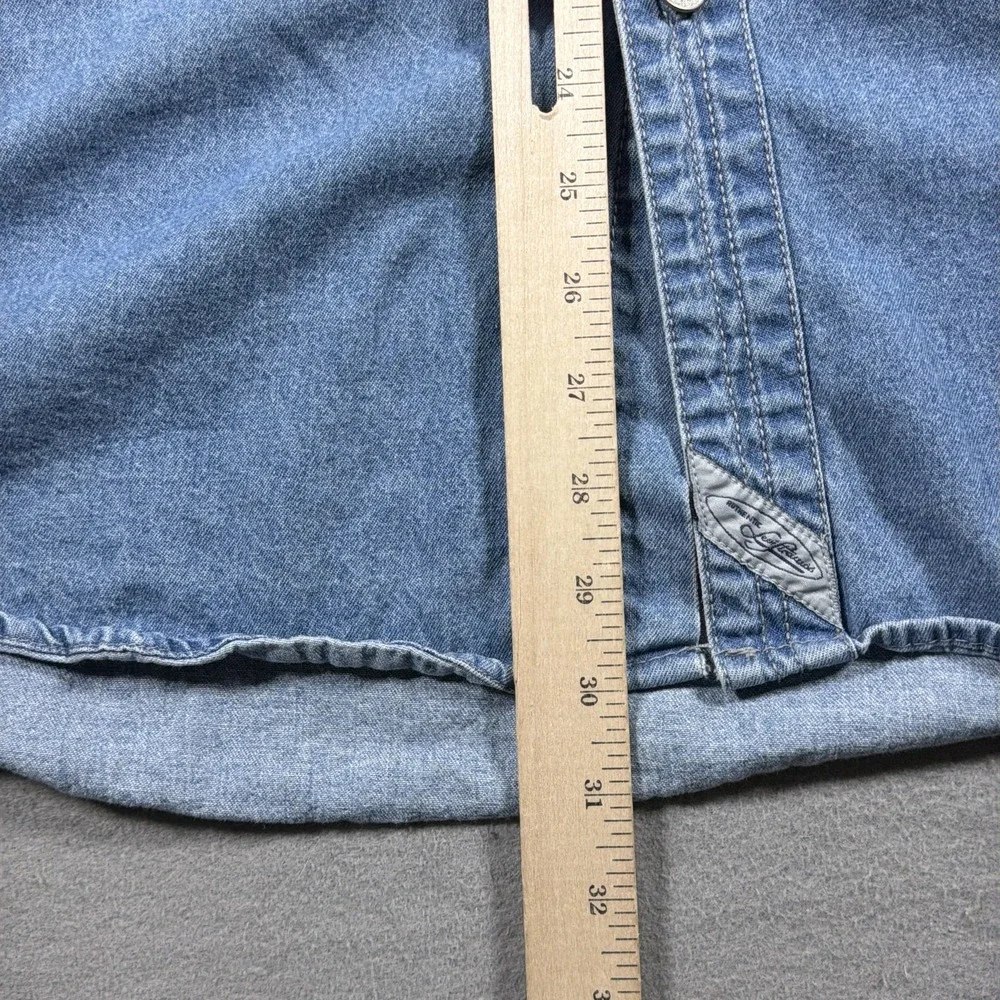 Vintage Levis Denim Shirt Mens LT Blue Long Sleeve Button Up Tall Workwear